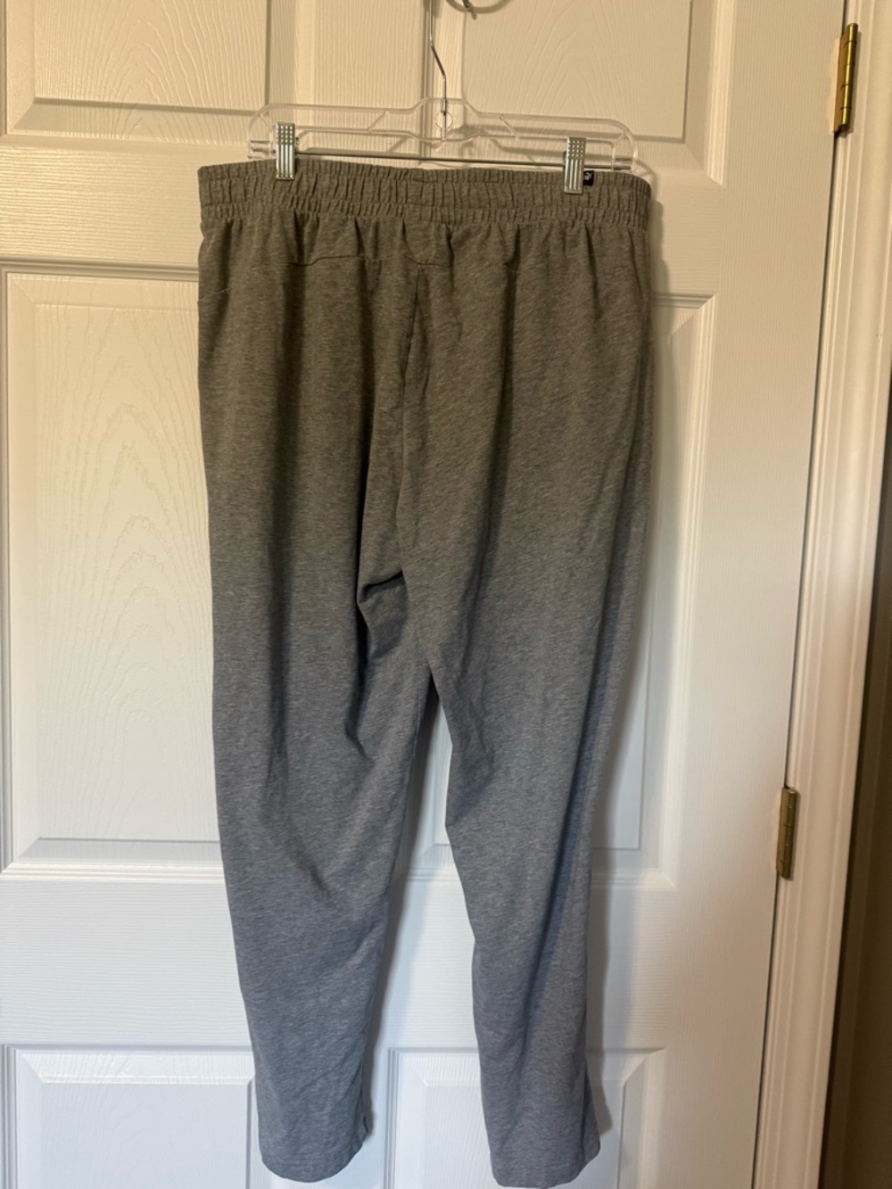 Puma UNISEX Lounge Pants Gray- XL - Picture 4 of 7